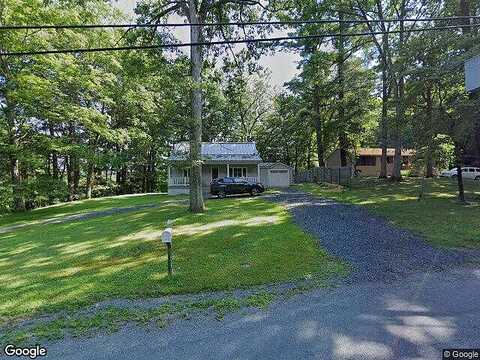 Cherry Lane Rd, STROUDSBURG, PA 18360