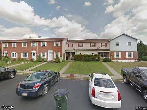 Briarwood, ALLENTOWN, PA 18104