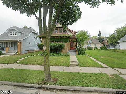 51St, MILWAUKEE, WI 53210