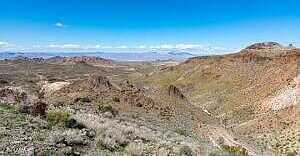 W Oatman Highway 1660, Golden Valley, AZ 86413