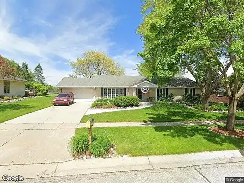 Gatewood, GREENDALE, WI 53129