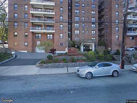 Warburton, YONKERS, NY 10701