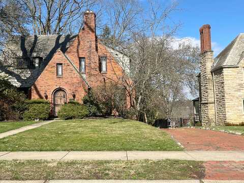 Hoodridge, PITTSBURGH, PA 15228