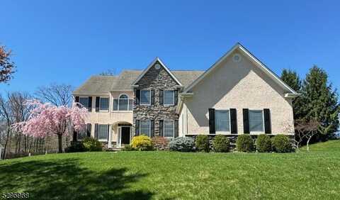 6 Bakley Ter, West Orange, NJ 07052