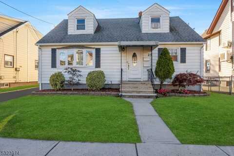 25 Wood St, Garfield, NJ 07026