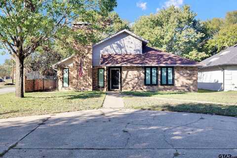 600 Pierce, Lindale, TX 75771