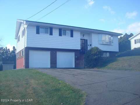 24 Brown Crest Drive, West Wyoming, PA 18644