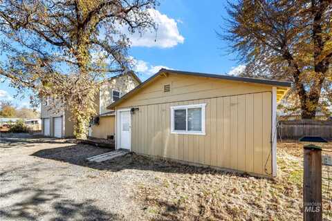 104 River Ave, Horseshoe Bend, ID 83629