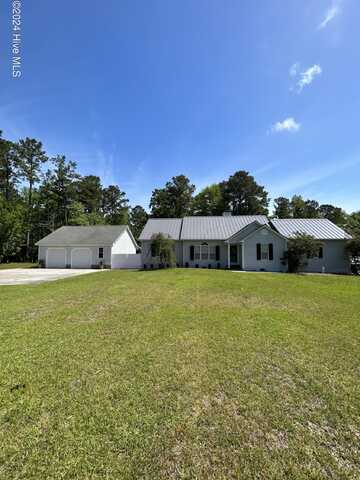 201 Snap Dragon Court, Swansboro, NC 28584