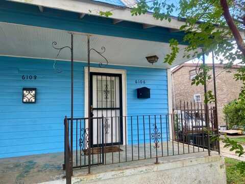 6108 Royal, New Orleans, AL 70117