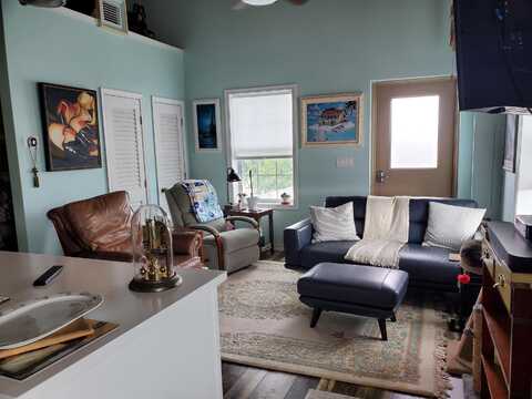 5635 Macdonald Avenue, Stock Island, FL 33040