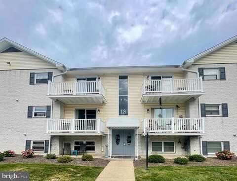 13 WARREN LODGE CT #1-B, COCKEYSVILLE, MD 21030