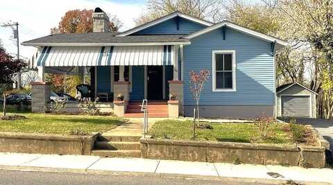 322 South Street, Bedford, VA 24523