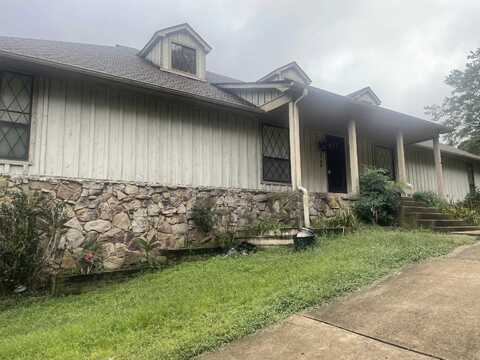 1736 N REID-HOOKER, Eads, TN 38028