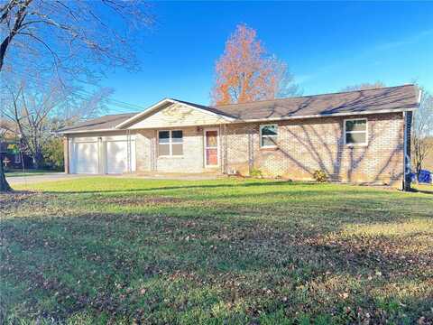 12 Jessie Street, Perryville, MO 63775