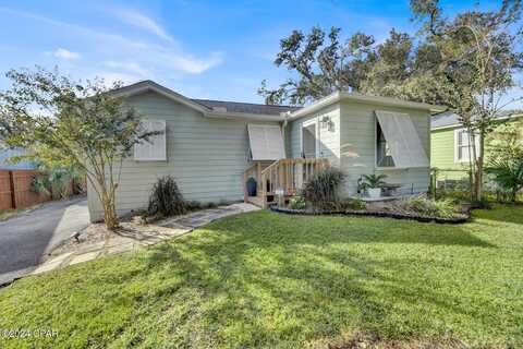 1611 Lake Avenue, Panama City, FL 32401