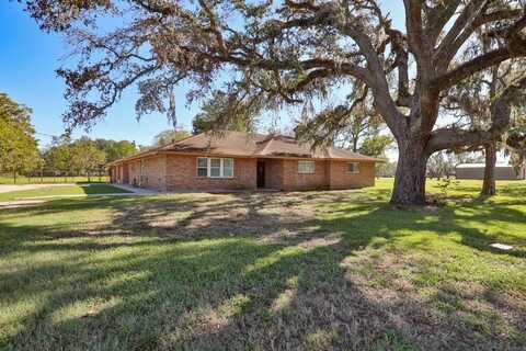 1043 S COLUMBIA DR, WEST COLUMBIA, TX 77486