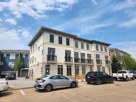 1550 S Piazza Drive, Bloomington, IN 47401