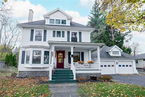 26 Elm Street, Le Roy, NY 14482