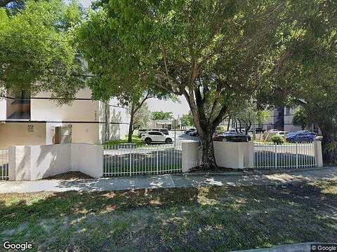 186Th, HIALEAH, FL 33015