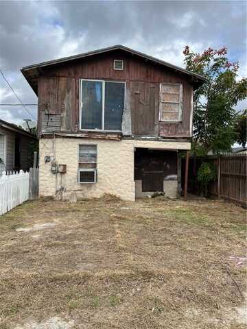 1009 Iowa Street, Robstown, TX 78380