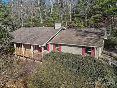 703 Cinnamon Way, Flat Rock, NC 28731