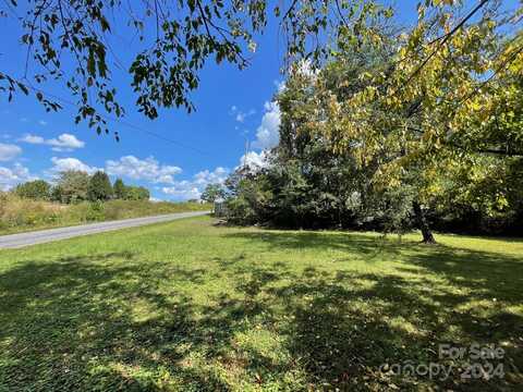 440 Old Lytle Cove Road, Swannanoa, NC 28778