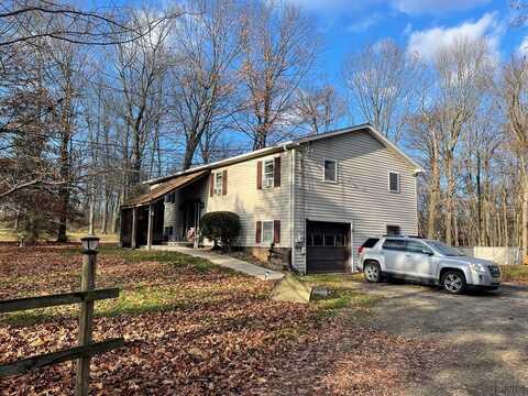 696 Coon Ridge Road, Johnstown, PA 15905