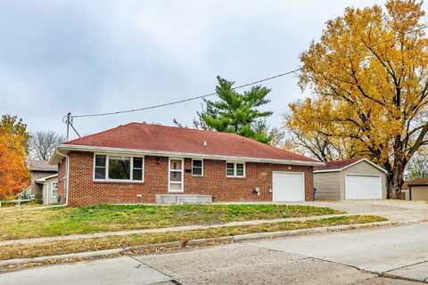 5115 Madison Avenue, Des Moines, IA 50310