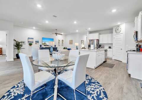 131 W Oak Trees Lane, Freeport, FL 32439