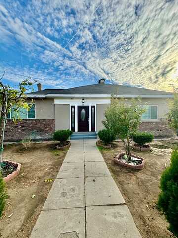 56 Hawes, Fresno, CA 93706