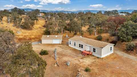 37806 Boxalder Lane, Yokuts Valley, CA 93675