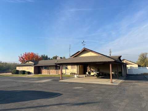 11473 Manning Avenue E, Selma, CA 93662