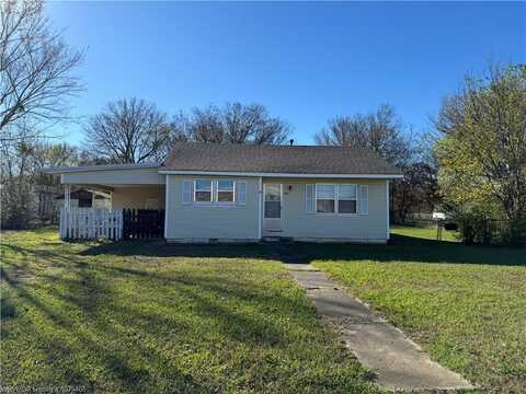 39689 Texas AVE, Howe, OK 74940