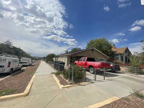 629 WALTER Street SE, Albuquerque, NM 87102