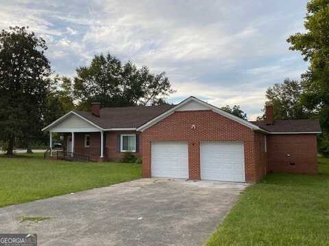 5 E Main, Adrian, GA 31002