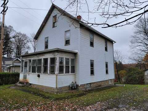 18064 CUSSEWAGO Road, Meadville, PA 16335