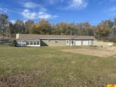 2123 N Road, West Point, NE 68788