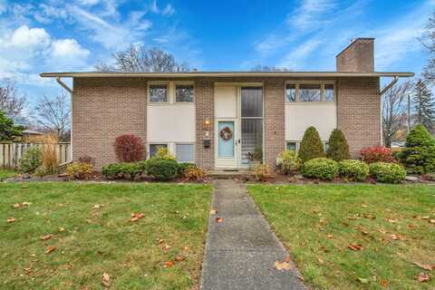 31812 Bretton, Livonia, MI 48152