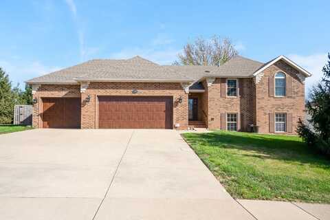 3690 N Thistlewood Court, Springfield, MO 65803