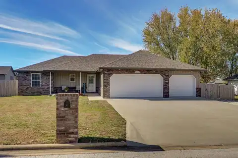 205 Holly Drive, Buffalo, MO 65622