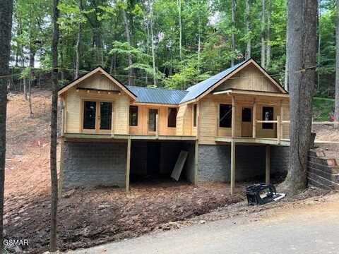 1710 Orchard Dr, Sevierville, TN 37876