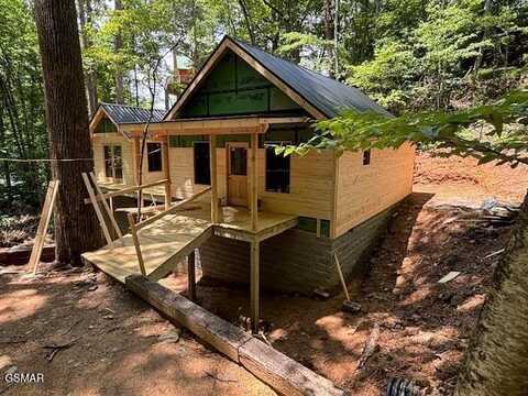 1710 Orchard Dr, Sevierville, TN 37876