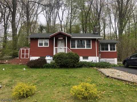 208 Pohatcong Rd, Vernon, NJ 07422