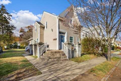 92 2nd Ave, Hawthorne, NJ 07506