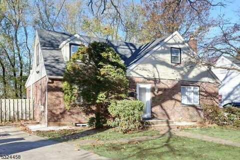 144 N 1st St, Bergenfield, NJ 07621