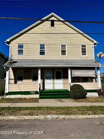 28 W Grove Street, Nanticoke, PA 18634