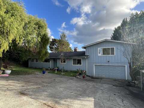 1895 Scenic Drive, Fortuna, CA 95540