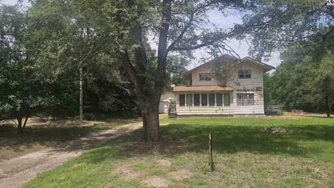 7002 E Pony Acres Dr, Hutchinson, KS 67501