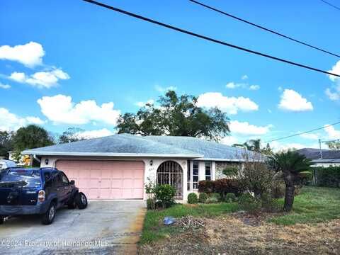 8515 Indies Drive, Hudson, FL 34667